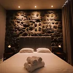 Stone House 게스트하우스 Ponta Delgada