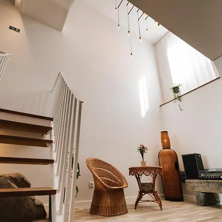 Stone House Πόντα Ντελγκάντα