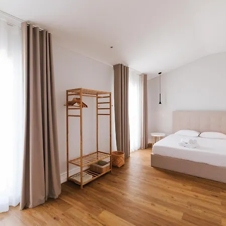 Stone House Πανσιόν