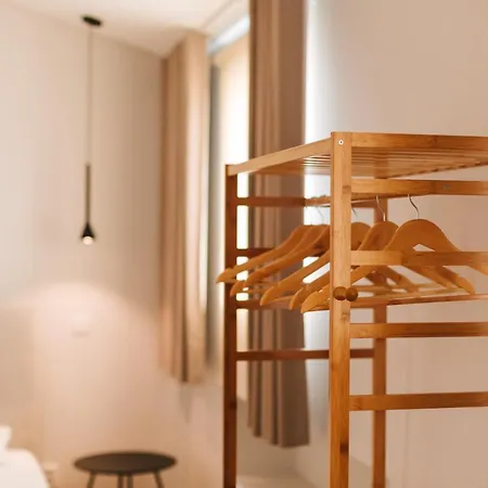 Stone House Πόντα Ντελγκάντα