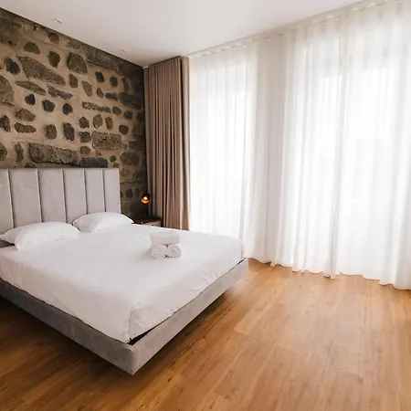 Πανσιόν Stone House Πόντα Ντελγκάντα