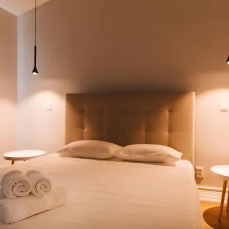 Πανσιόν Stone House