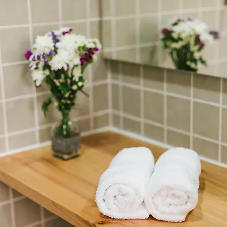 Stone House Πανσιόν 4*