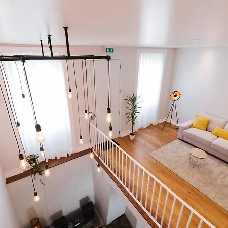 Πανσιόν Stone House 4*