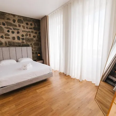 Πανσιόν Stone House 4*