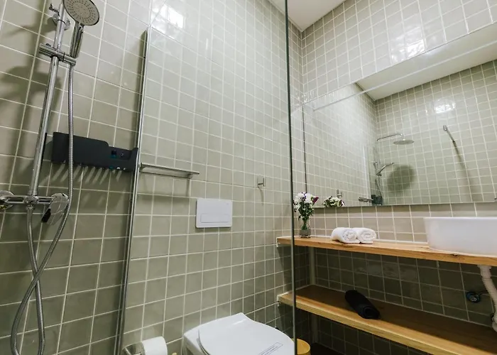 Stone House 4* 蓬塔德尔加达