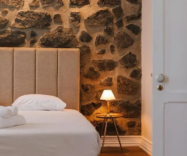 招待所 Stone House 4*