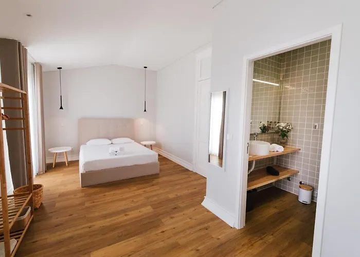 招待所 Stone House 蓬塔德尔加达