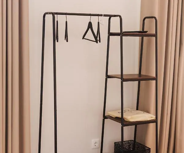 Stone House 4* 蓬塔德尔加达