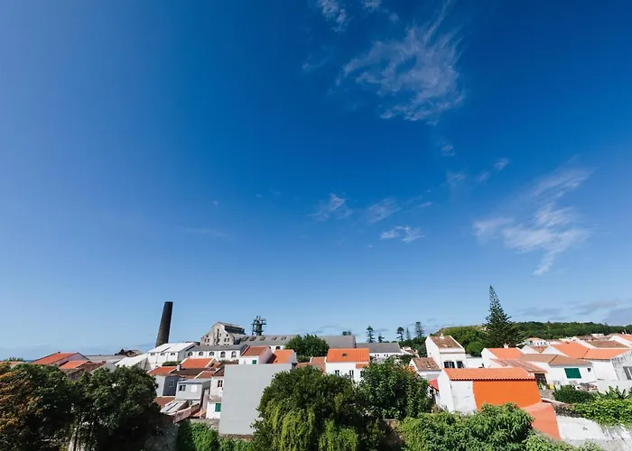 Stone House 蓬塔德尔加达