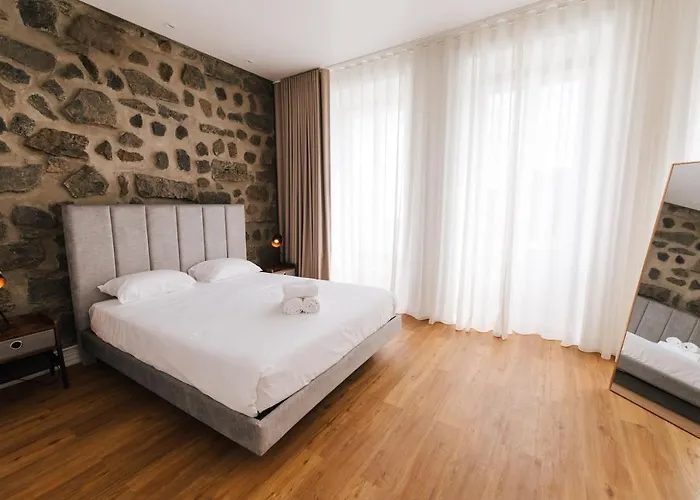 招待所 Stone House 蓬塔德尔加达